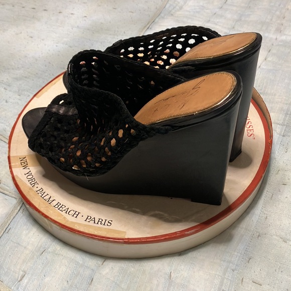 Bradley Mischka, black net, wedge heel size 10 - Picture 2 of 7
